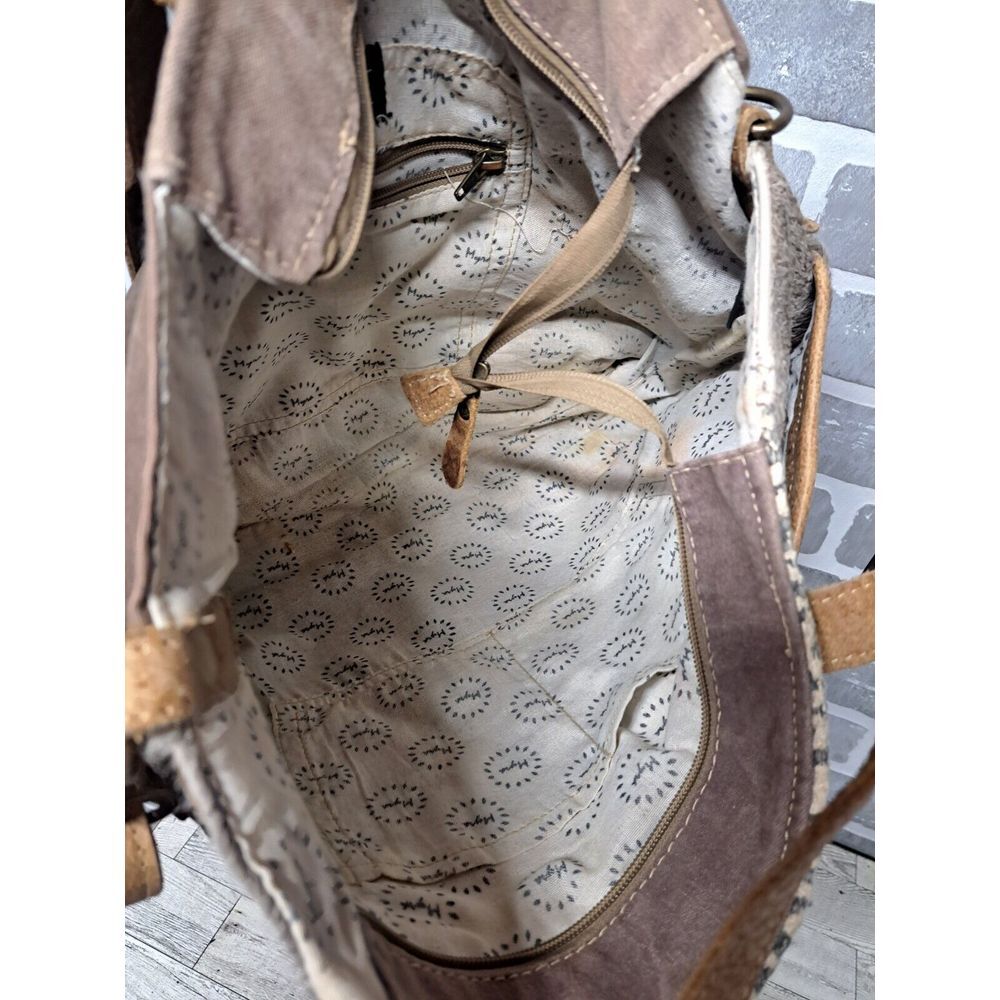 Myra Bag Women Ace Opcycled Canvas & Cowhide Messenger Large Crossbody Bag - Picture 7 of 16